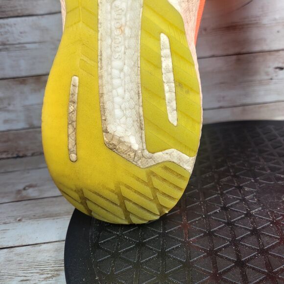 Saucony Triumph 19 Men's Size 11 Athletic Running Training Walking Shoes - Picture 10 of 13